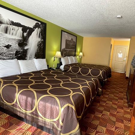 ซูเปอร์ 8 บาย วินด์แฮม เลค ออฟ โอซาร์กส Motel Eldon ภายนอก รูปภาพ