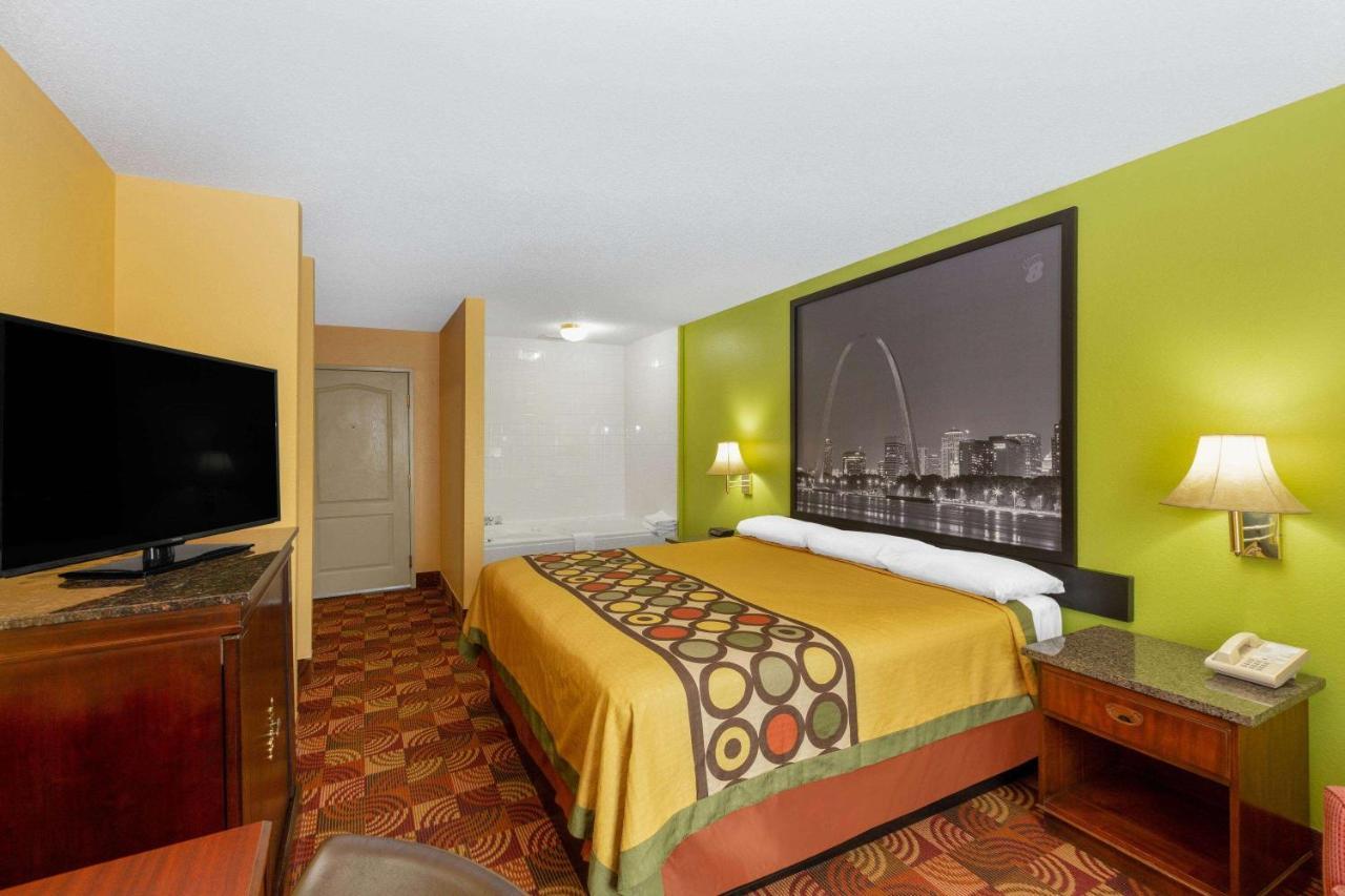 ซูเปอร์ 8 บาย วินด์แฮม เลค ออฟ โอซาร์กส Motel Eldon ภายนอก รูปภาพ