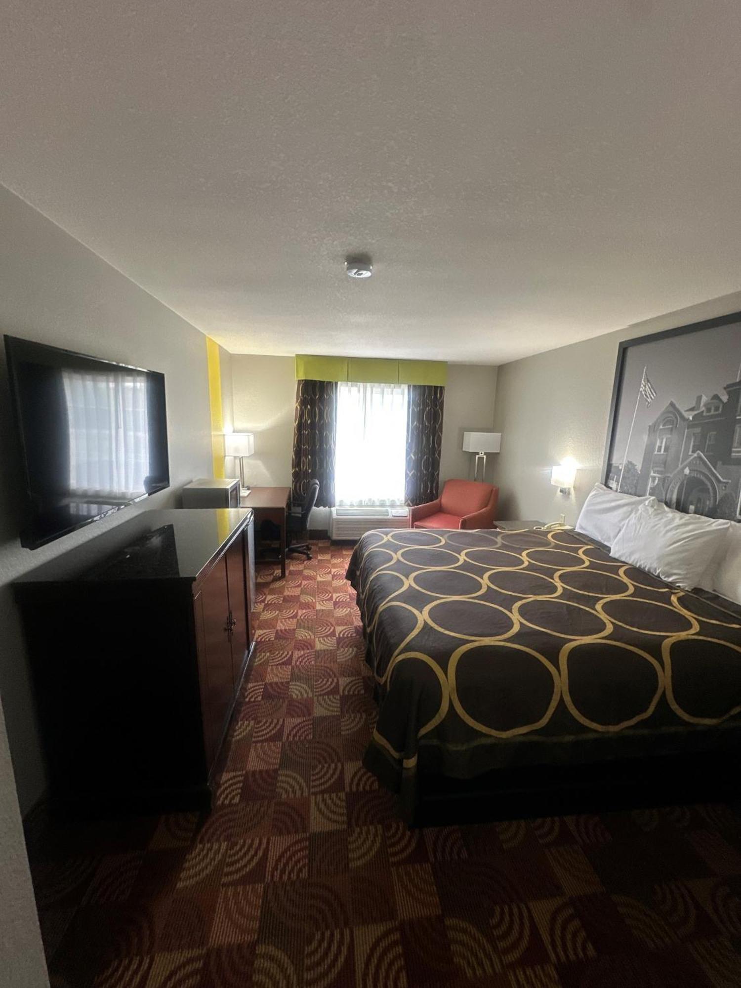 ซูเปอร์ 8 บาย วินด์แฮม เลค ออฟ โอซาร์กส Motel Eldon ภายนอก รูปภาพ