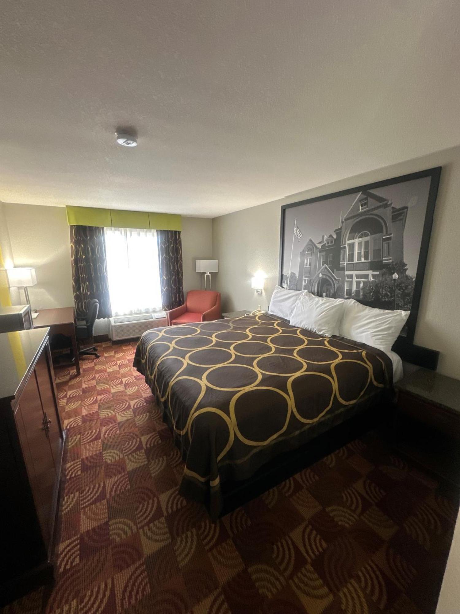 ซูเปอร์ 8 บาย วินด์แฮม เลค ออฟ โอซาร์กส Motel Eldon ภายนอก รูปภาพ