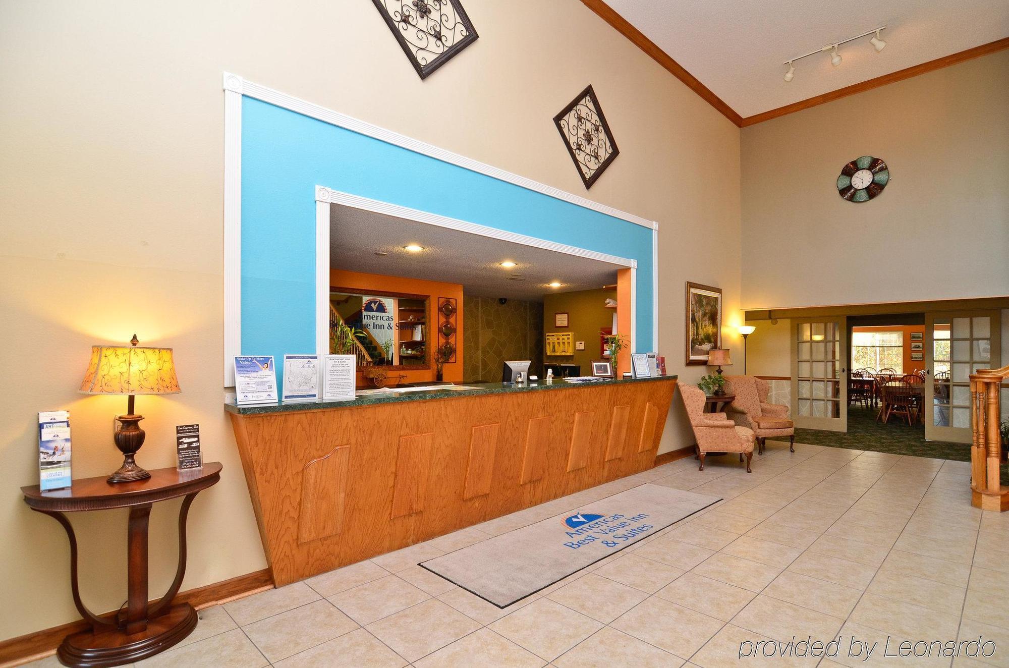 ซูเปอร์ 8 บาย วินด์แฮม เลค ออฟ โอซาร์กส Motel Eldon ภายใน รูปภาพ