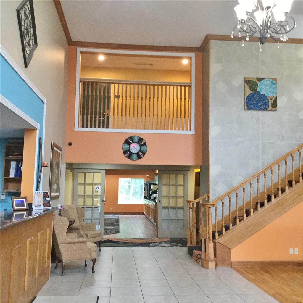 ซูเปอร์ 8 บาย วินด์แฮม เลค ออฟ โอซาร์กส Motel Eldon ภายใน รูปภาพ