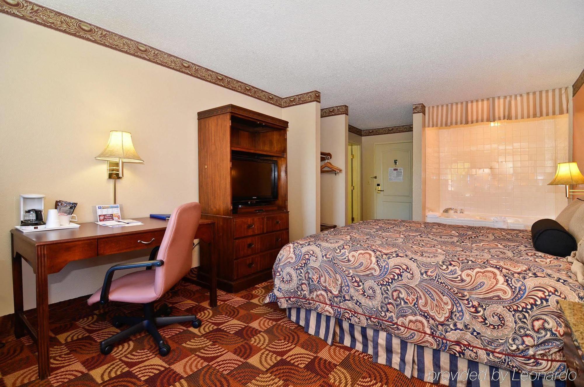 ซูเปอร์ 8 บาย วินด์แฮม เลค ออฟ โอซาร์กส Motel Eldon ภายนอก รูปภาพ